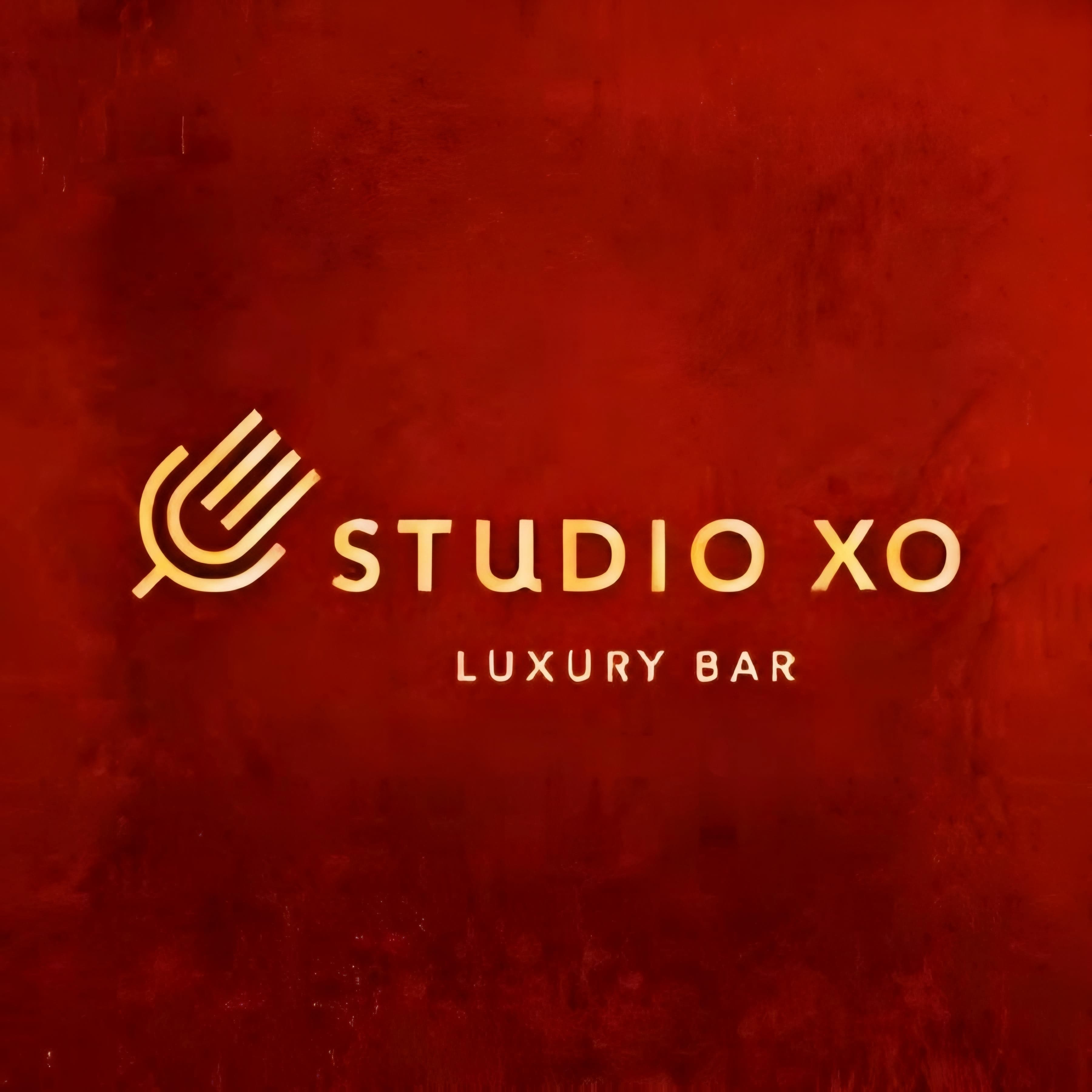 Studio XO Bar